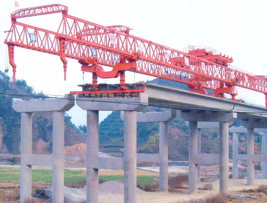 Máy lắp dựng cầu đường cao tốc nhỏ gọn nhịp 40M Trọng lượng nhẹ